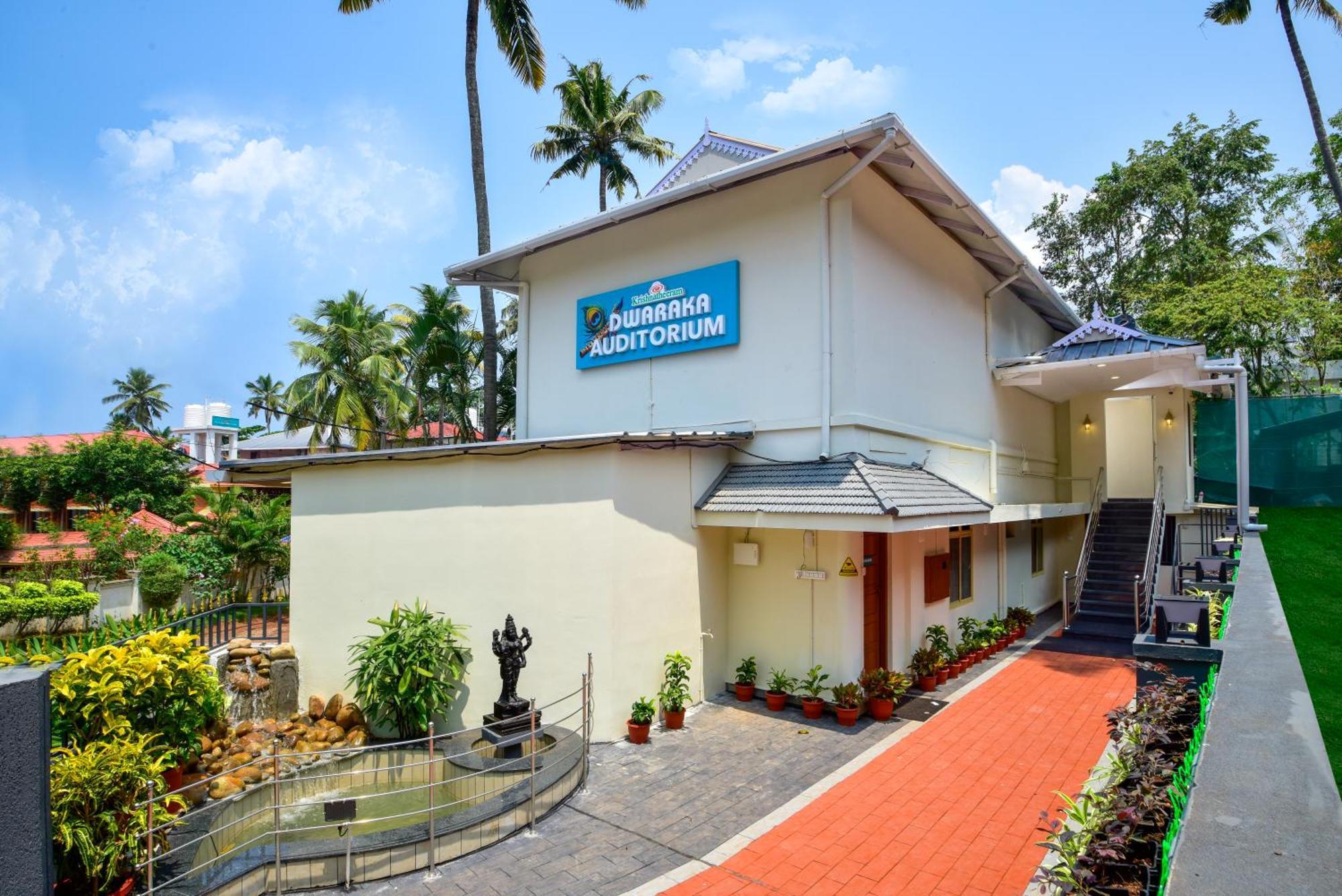 Krishnatheeram Ayur Holy Beach Resorts Varkala Exterior foto