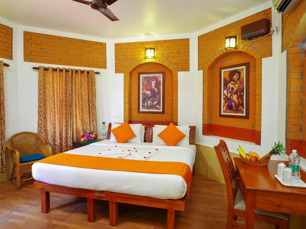 Krishnatheeram Ayur Holy Beach Resorts Varkala Exterior foto